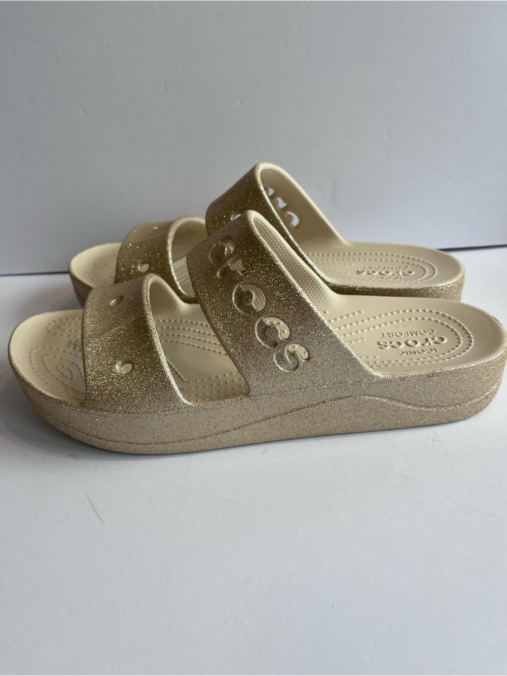 Crocs Baya Wedge Platform Sandals Glitter Gold Women’s NWOT